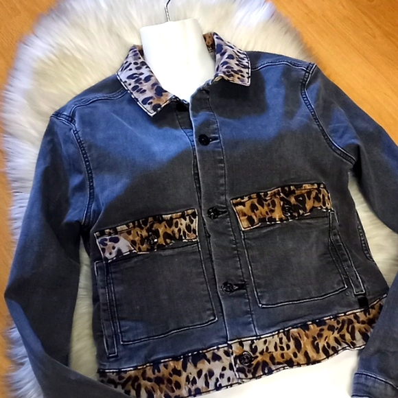LulaRoe Black Denim Jacket with Animal Print Trim - Picture 10 of 13